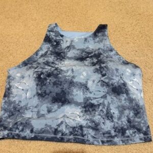 NEW🩵Old Navy Active blue tie-dye active top.